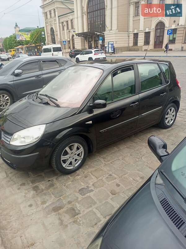 Минивэн Renault Scenic 2006 в Ивано-Франковске