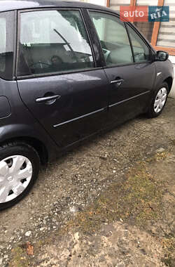 Минивэн Renault Scenic 2008 в 