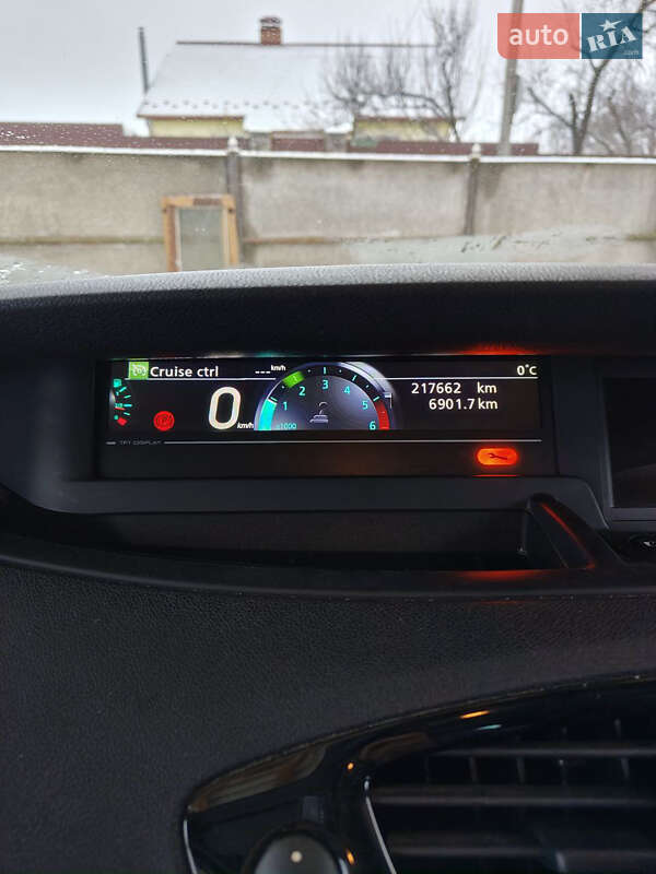 Мінівен Renault Scenic 2011 в Борисполі