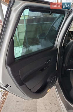 Минивэн Renault Scenic 2011 в 