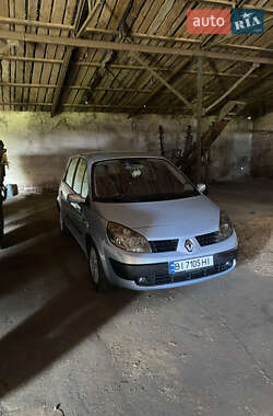 Минивэн Renault Scenic 2004 в 