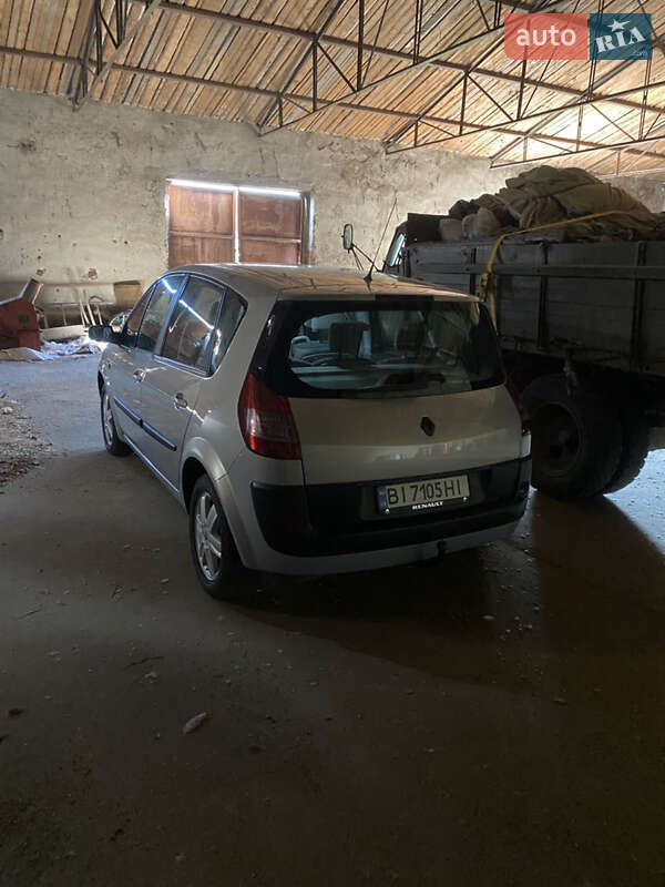 Минивэн Renault Scenic 2004 в Пирятине