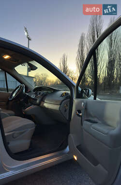 Минивэн Renault Scenic 2006 в 