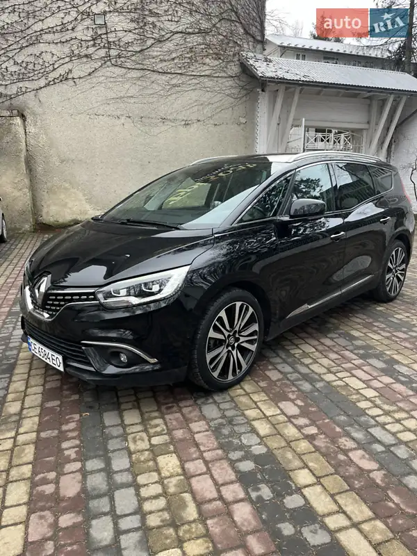 Минивэн Renault Scenic 2017 в 