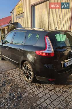 Мінівен Renault Scenic 2015 в Дунаївцях