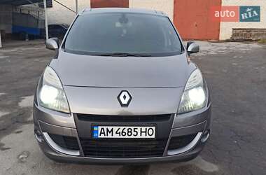 Мінівен Renault Scenic 2011 в Житомирі