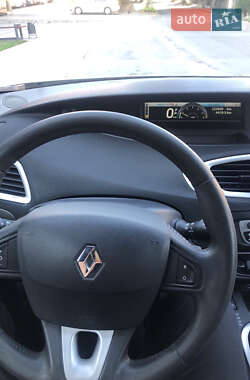 Минивэн Renault Scenic 2010 в Здолбунове