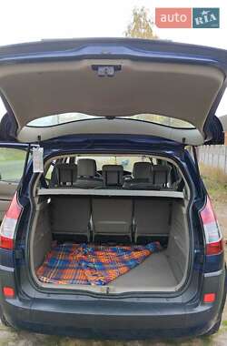 Минивэн Renault Scenic 2005 в 