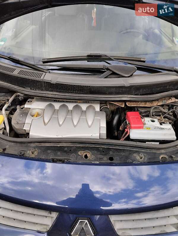 Минивэн Renault Scenic 2005 в Полтаве