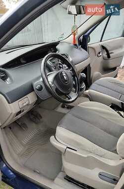 Минивэн Renault Scenic 2005 в 