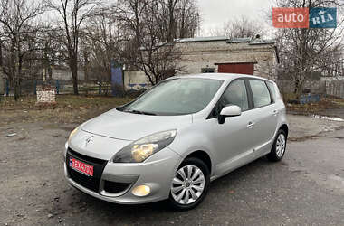 Минивэн Renault Scenic 2011 в Хороле