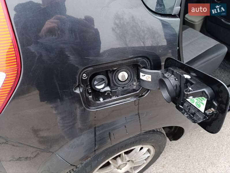 Минивэн Renault Scenic 2005 в Киеве