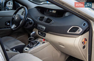 Минивэн Renault Scenic 2011 в 