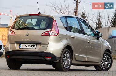Минивэн Renault Scenic 2011 в 