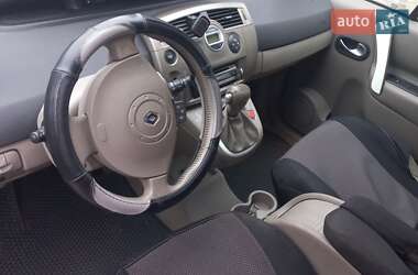 Минивэн Renault Scenic 2005 в 