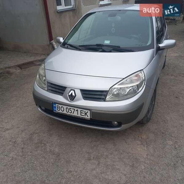 Минивэн Renault Scenic 2005 в 