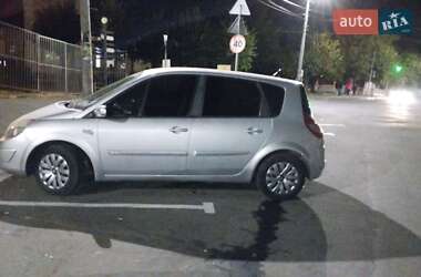 Минивэн Renault Scenic 2006 в Умани