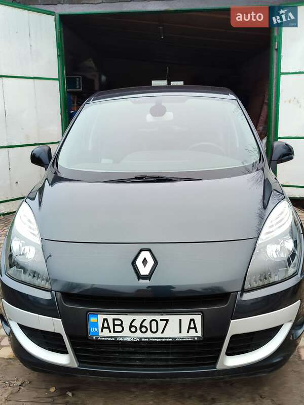 Минивэн Renault Scenic 2011 в Виннице