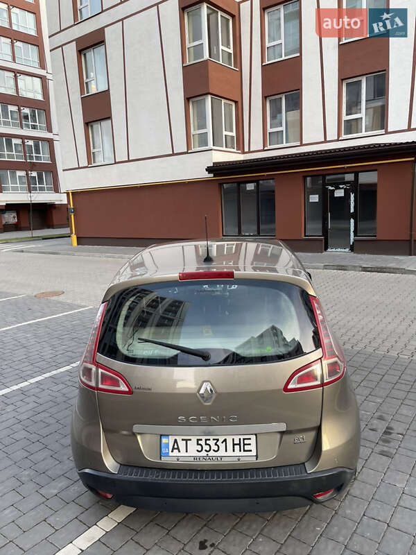 Мінівен Renault Scenic 2009 в Івано-Франківську