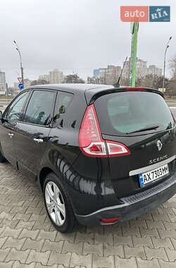 Мінівен Renault Scenic 2009 в Києві