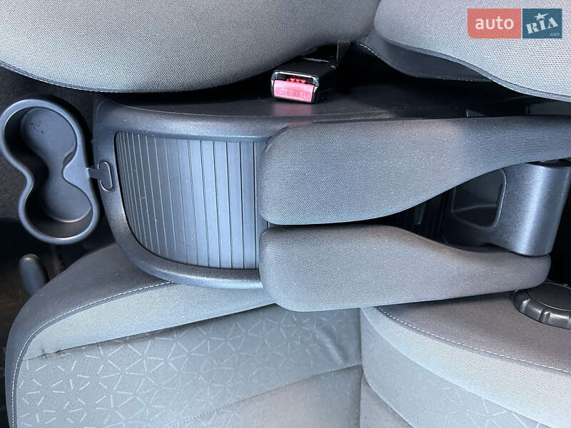 Минивэн Renault Scenic 2007 в Днепре фото 9 Минивэн Renault Scenic 2007 в Днепре