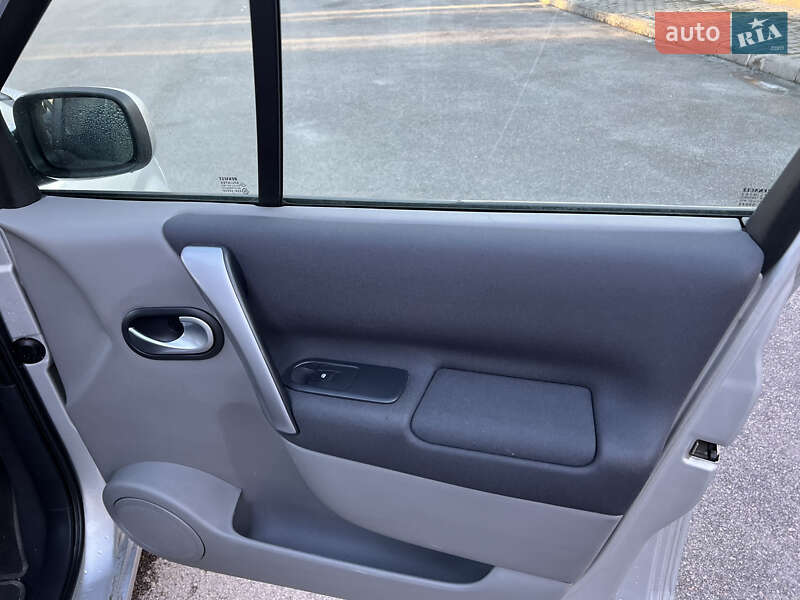 Минивэн Renault Scenic 2007 в Днепре фото 13 Минивэн Renault Scenic 2007 в Днепре