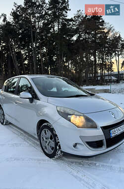 Минивэн Renault Scenic 2011 в Хмельнике