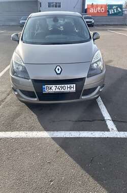 Мінівен Renault Scenic 2009 в Рівному