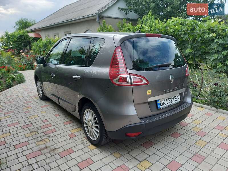 Минивэн Renault Scenic 2009 в Болграде