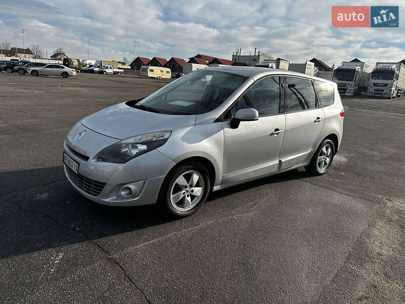 Минивэн Renault Scenic 2010 в Виннице