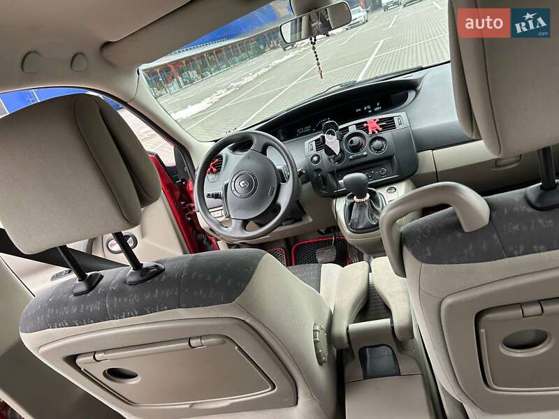 Мінівен Renault Scenic 2005 в Тернополі