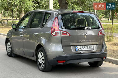 Мінівен Renault Scenic 2011 в Кропивницькому