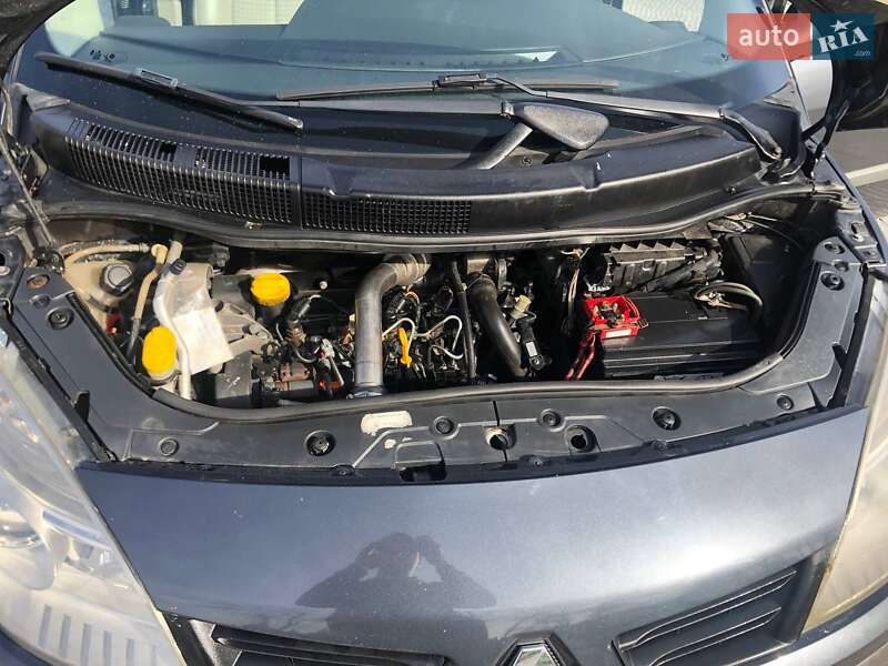 Минивэн Renault Scenic 2007 в Старичах