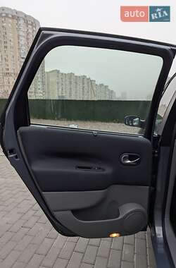 Минивэн Renault Scenic 2006 в Киеве