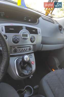 Минивэн Renault Scenic 2007 в 