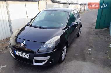 Мінівен Renault Scenic 2010 в Києві