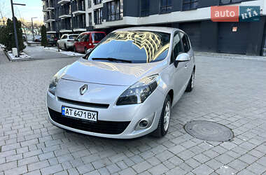 Минивэн Renault Scenic 2012 в Ивано-Франковске