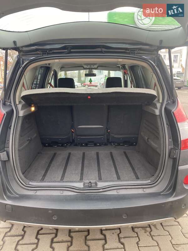 Минивэн Renault Scenic 2008 в Млинове