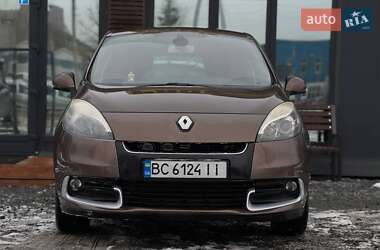 Минивэн Renault Scenic 2013 в 