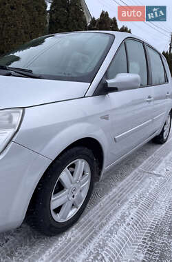 Мінівен Renault Scenic 2007 в Луцьку