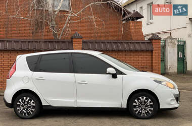 Мінівен Renault Scenic 2011 в Миколаєві