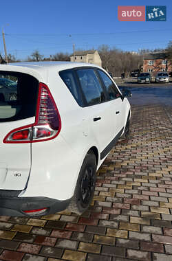 Мінівен Renault Scenic 2010 в Луцьку