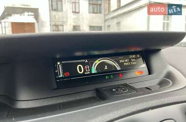 Минивэн Renault Scenic 2013 в 