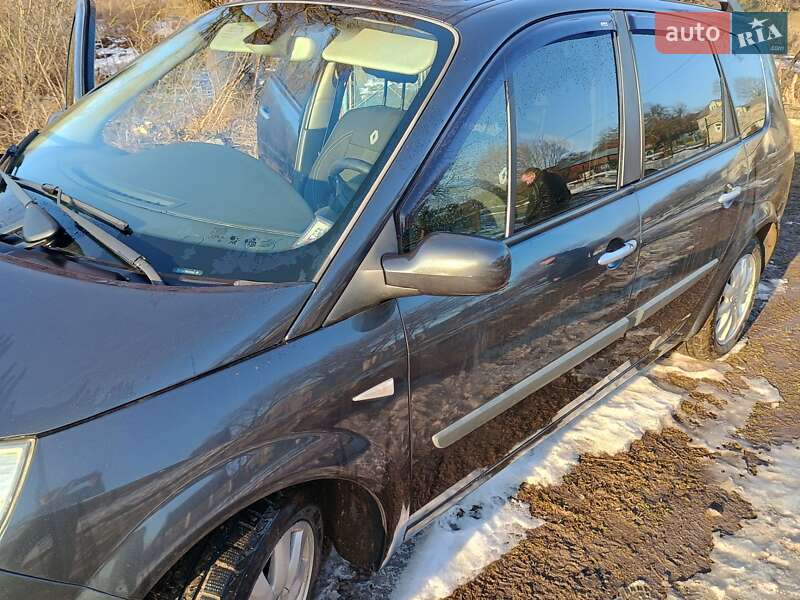 Минивэн Renault Scenic 2007 в Городке
