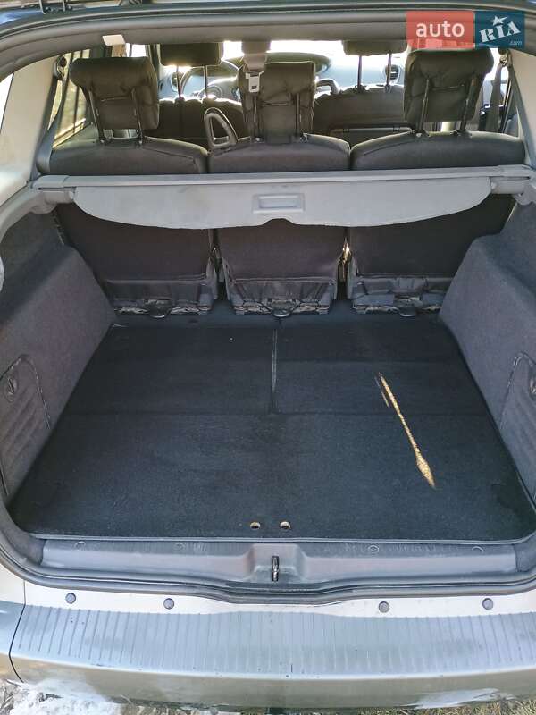 Минивэн Renault Scenic 2007 в Городке