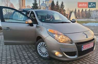 Мінівен Renault Scenic 2011 в Львові