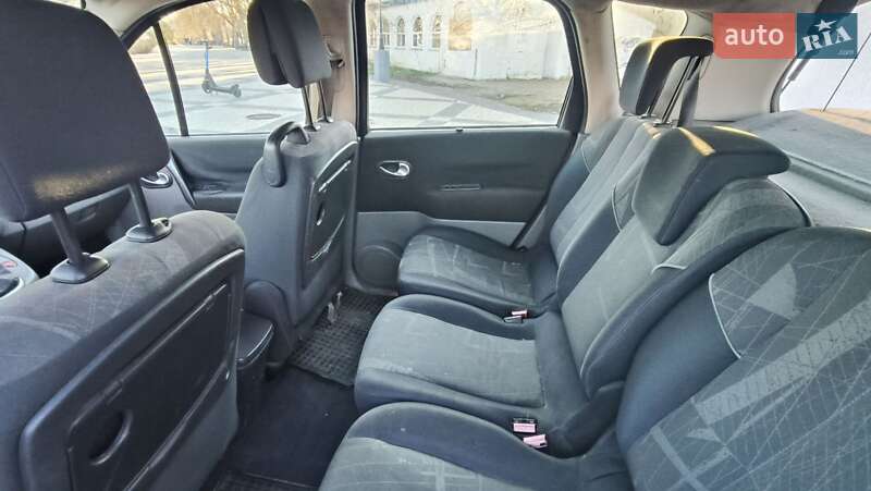 Минивэн Renault Scenic 2005 в Одессе
