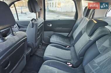 Минивэн Renault Scenic 2005 в 
