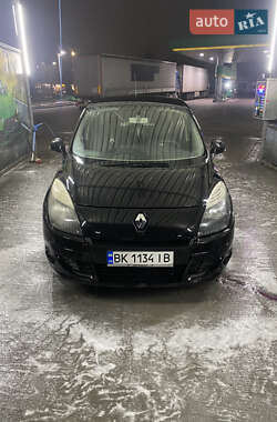 Мінівен Renault Scenic 2011 в Луцьку