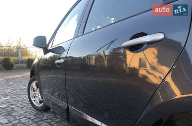 Минивэн Renault Scenic 2010 в Золочеве